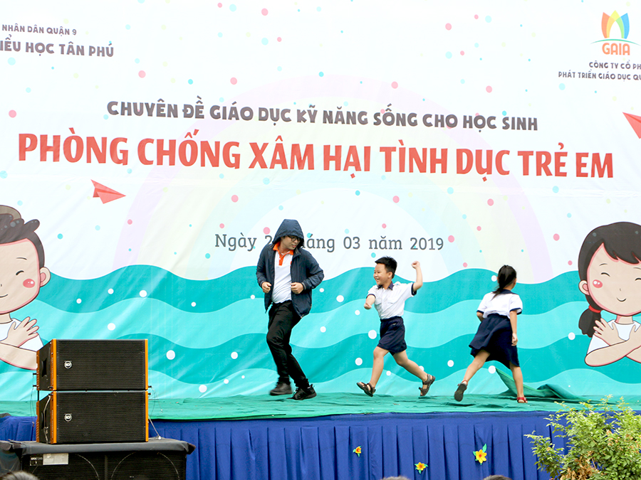 Chương trình Kỹ năng sống theo chuyên đề